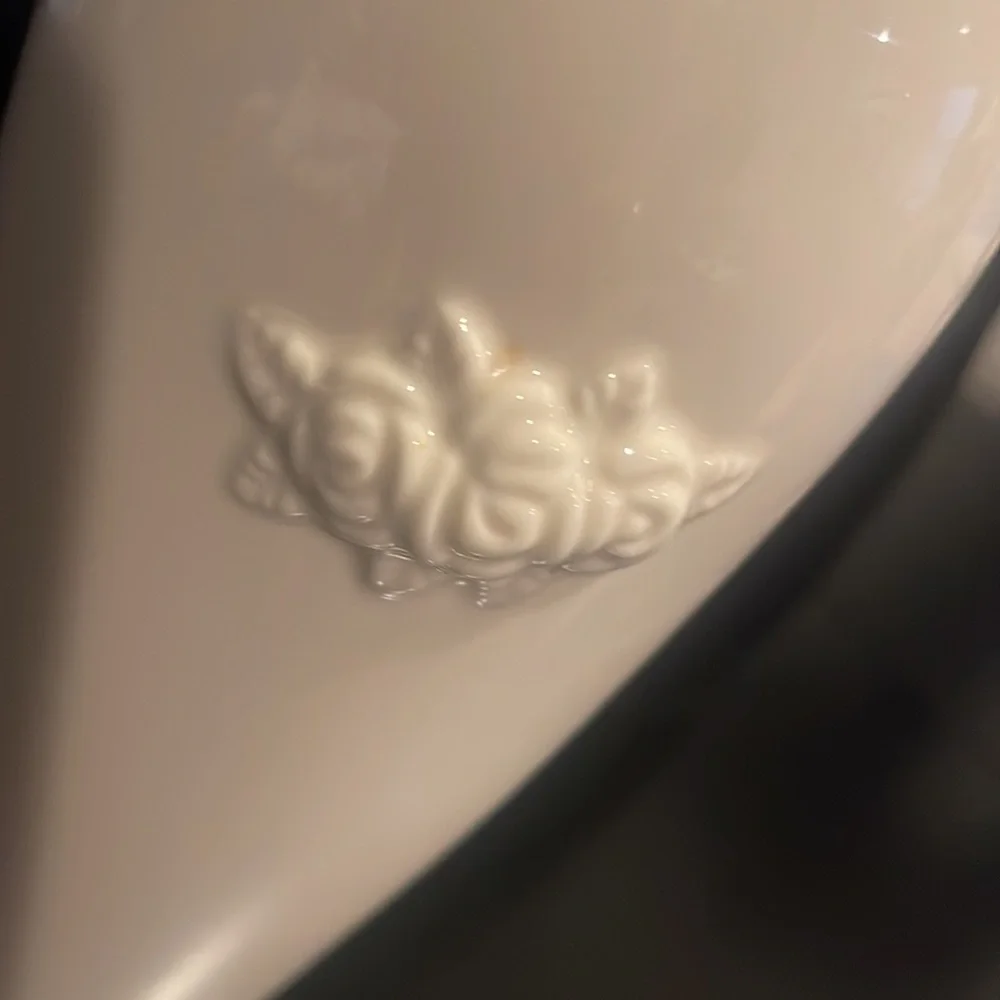 Lenox China Rose Bud Vase Creamy Color Gold Rim Band Floral Rose Front Vintage